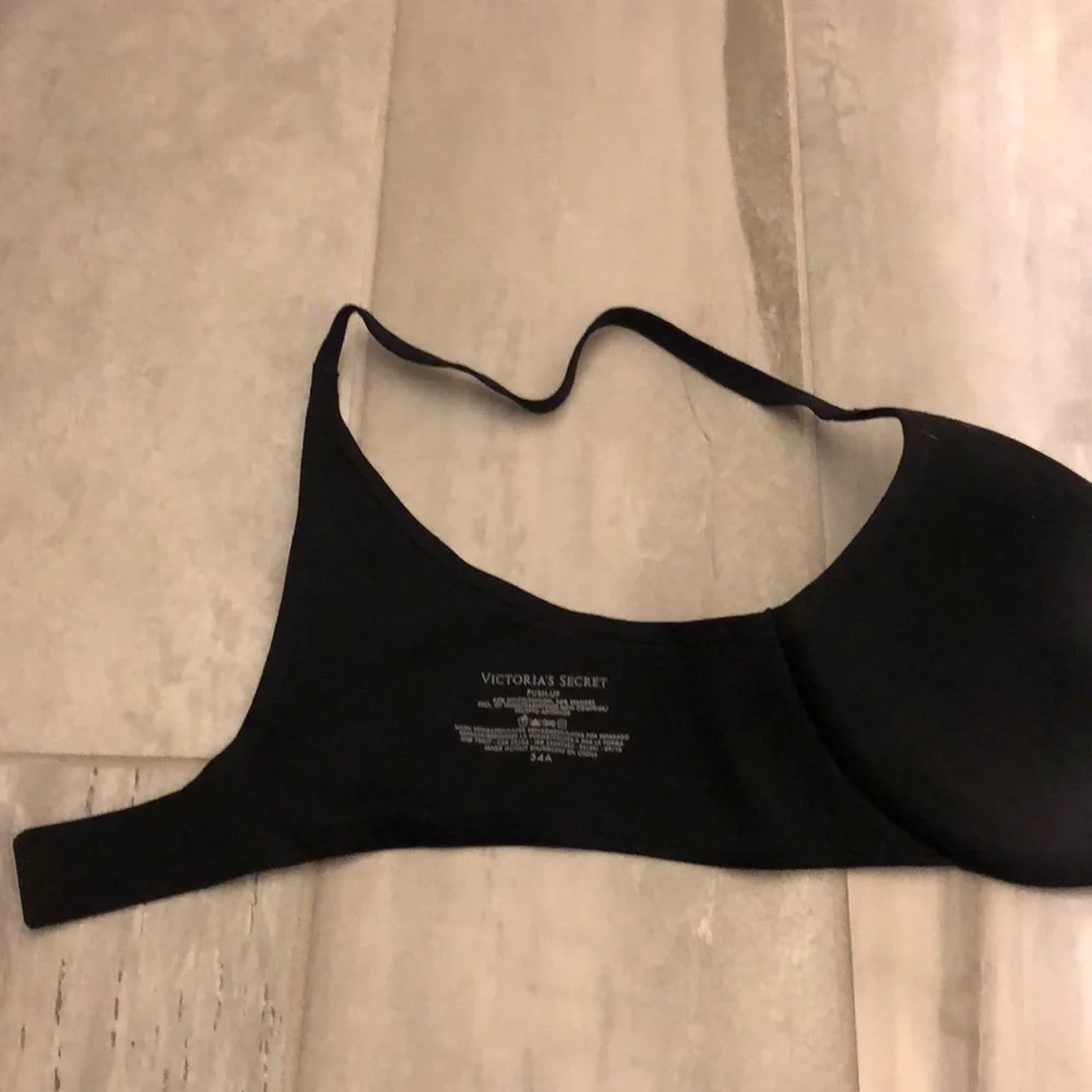 Victoria’s Secret Push Up Bra 34A